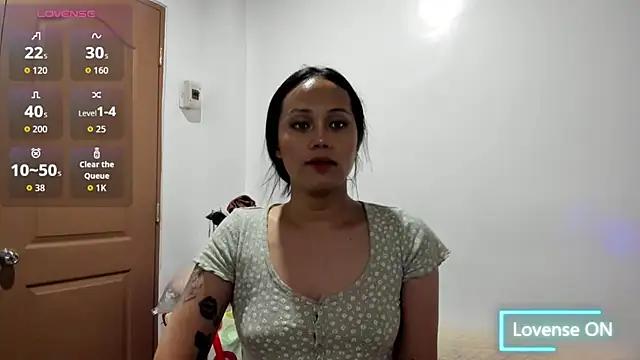SassyIvanna online show from July 27, 7:05 am