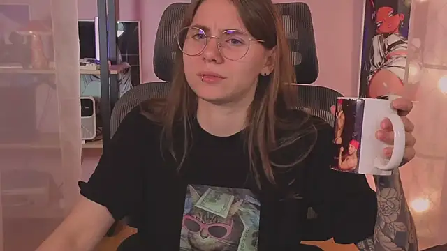  AnnaStark  online show from June 18, 8:47 pm