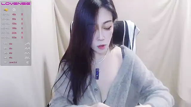 AkinLocal online show from October 19, 1:02 pm