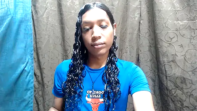 Snapshot of shairaStarr chatting on October 6, 7:51 pm shairaStarr online show from October 6, 7:51 pm