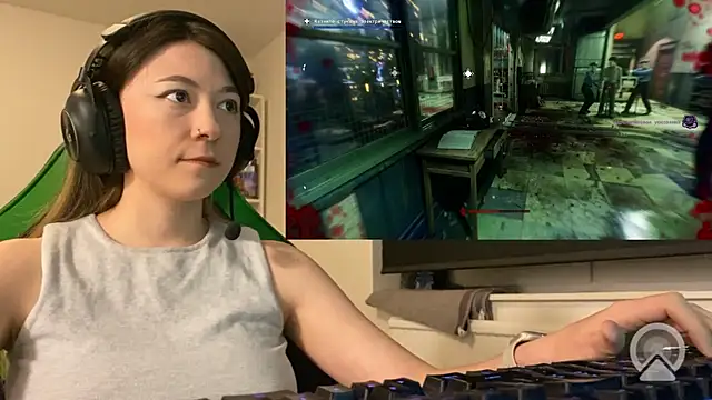 chibi moon  online show from March 14, 8:43 pm