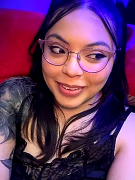 drizzypeach602 online show from December 5, 7:30 am