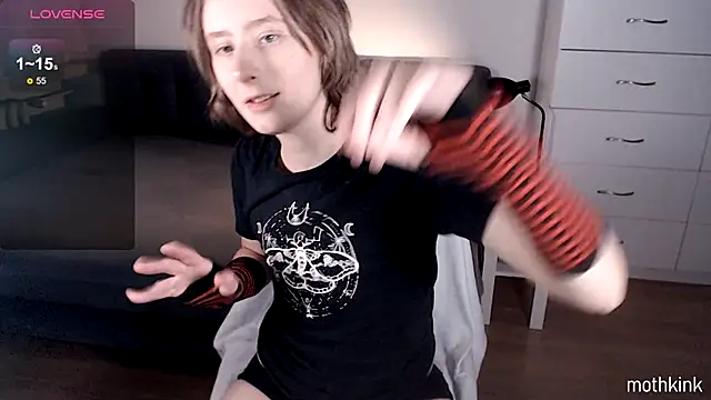 mothkink online show from November 6, 5:41 pm