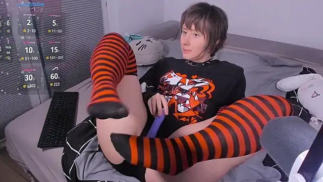 mothkink online show from July 6, 7:16 pm
