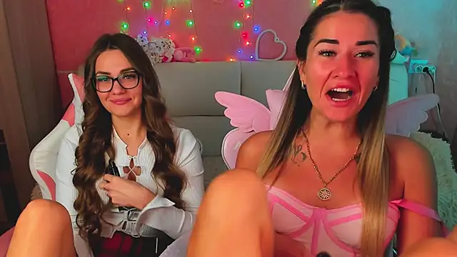 ivannatompsonnn online show from June 15, 3:29 am