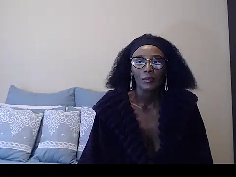 yummycherryxx online show from October 22, 7:35 am