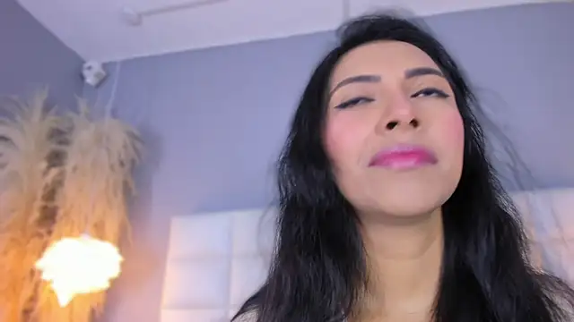  BunnyNaugthy online show from June 4, 10:47 pm