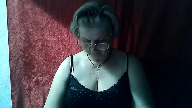 Gina Marlyn online show from March 9, 8:56 pm