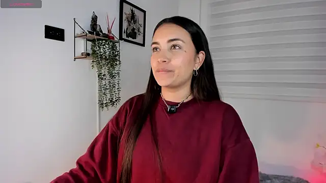 aisha es online show from July 22, 11:28 pm