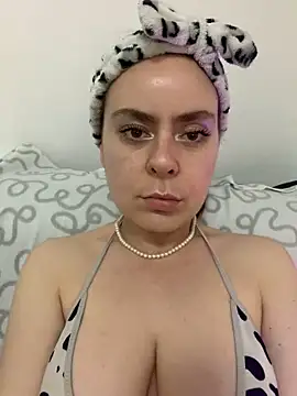 Stoned-baby69 online show from May 6, 6:56 pm