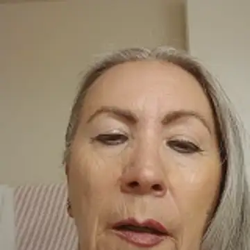 EvaRobinson online show from May 14, 8:58 pm