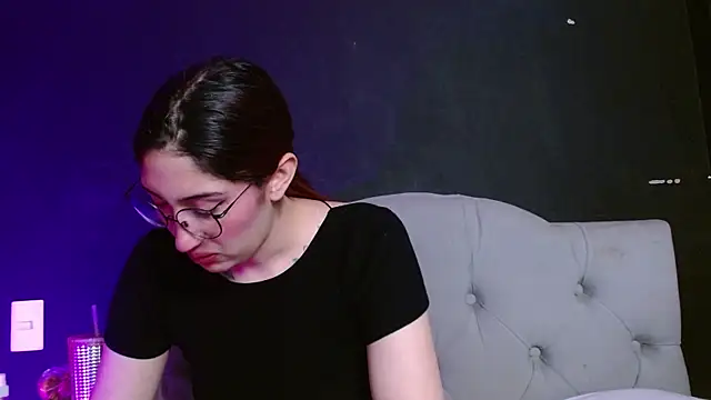 Red-moon1 online show from August 2, 3:48 pm