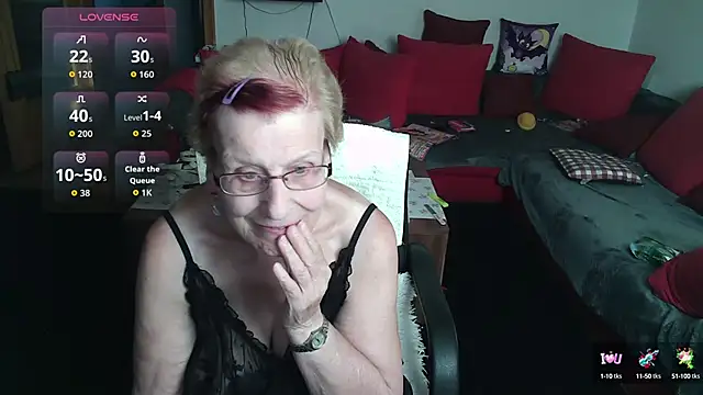 Snapshot of HeisseomaOriginal chatting on October 2, 7:13 am HeisseomaOriginal online show from October 2, 7:13 am