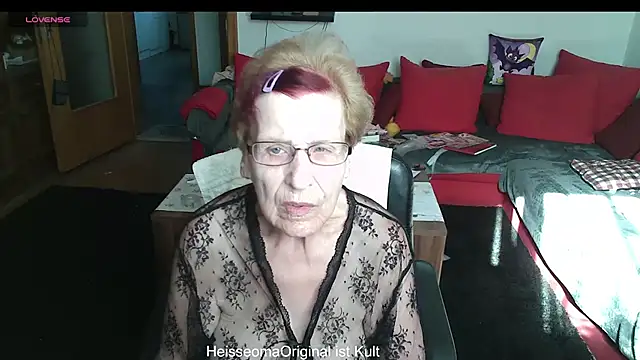 HeisseomaOriginal online show from July 29, 7:08 am