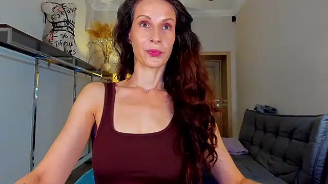 Snapshot of Mila_Anders chatting on September 21, 5:17 am Mila Anders online show from September 21, 5:17 am