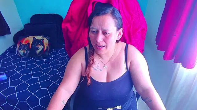Diana Lozano online show from July 27, 6:05 pm