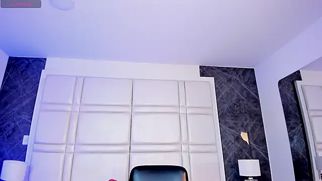 kimbrownn online show from July 7, 11:14 am