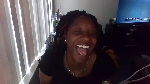 Snapshot of markquanna chatting on September 15, 2:36 pm markquanna online show from September 15, 2:36 pm