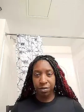 Snapshot of markquanna chatting on October 13, 7:33 am markquanna online show from October 13, 7:33 am