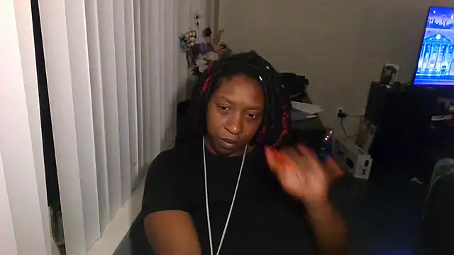 markquanna online show from October 21, 6:39 am