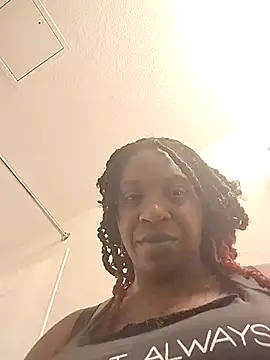 Snapshot of markquanna chatting on October 8, 12:48 am markquanna online show from October 8, 12:48 am