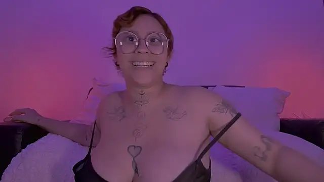 Lilmuh  online show from May 1, 12:03 am