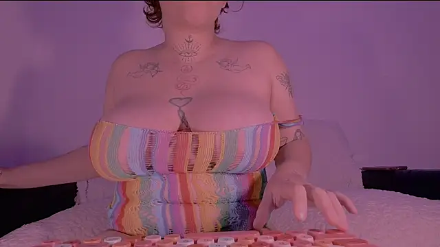 Lilmuh  online show from August 4, 11:33 pm