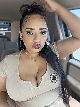 CarmelaAnthony online show from May 1, 7:28 pm