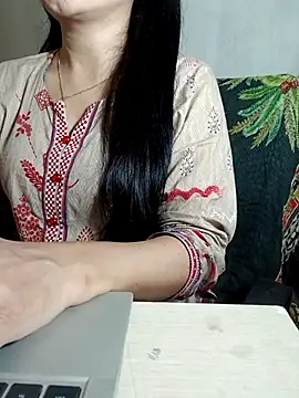Chanchal--Navya online show from May 7, 6:11 pm