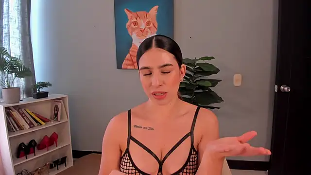 LiaPearce online show from July 8, 2:08 pm