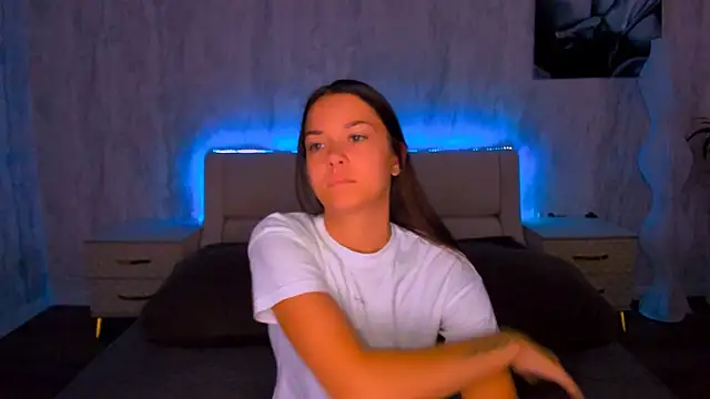 AlexaBarkley online show from July 17, 1:10 am