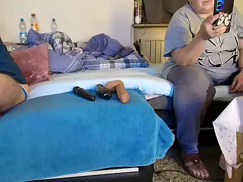 HotBiPaar online show from November 19, 8:09 pm