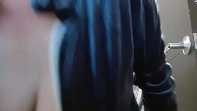 keiila  online show from February 3, 9:40 pm