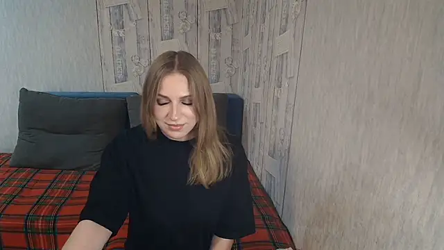 Pilly green  online show from February 14, 9:55 am