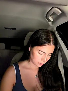 clairewntr online show from October 23, 6:25 pm