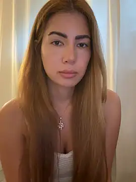 clairewntr online show from July 30, 6:09 pm