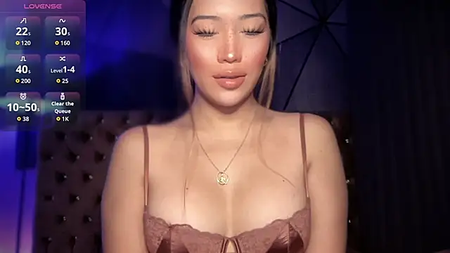 Jasmine Elcock online show from September 14, 8:07 pm