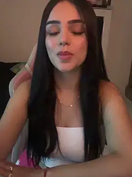 anniehart online show from December 15, 2:28 am