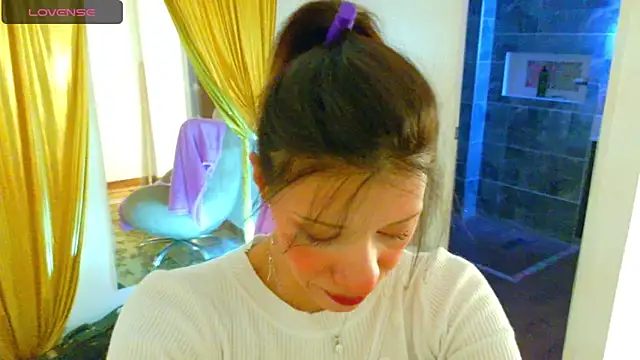 magali 19 online show from September 14, 10:40 pm