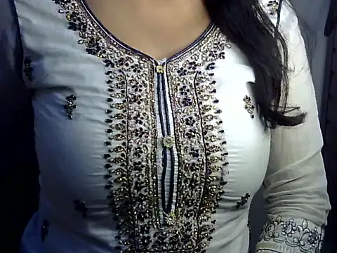 SiaraSiyA online show from May 9, 6:10 pm