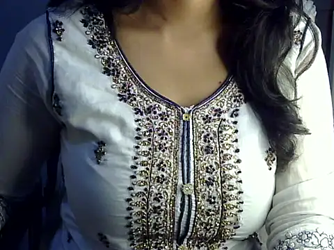 SiaraSiyA online show from May 13, 5:19 pm