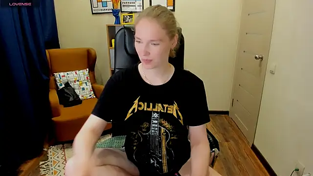  fiona Love online show from June 21, 8:13 pm
