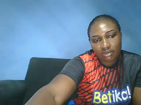 cute lavenda online show from June 19, 1:47 pm