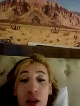 andreahhill online show from June 5, 1:53 am