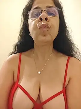 Susannemilf online show from March 31, 3:23 pm