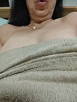 Susannemilf online show from October 25, 1:41 pm