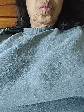 Susannemilf online show from November 10, 2:01 pm