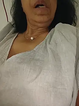 Susannemilf online show from June 3, 3:50 pm