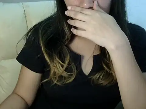 Snapshot of ___zurIII09_ chatting on October 2, 10:31 am zurIII09 online show from October 2, 10:31 am