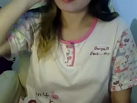Snapshot of ___zurIII09_ chatting on September 24, 10:47 am zurIII09 online show from September 24, 10:47 am